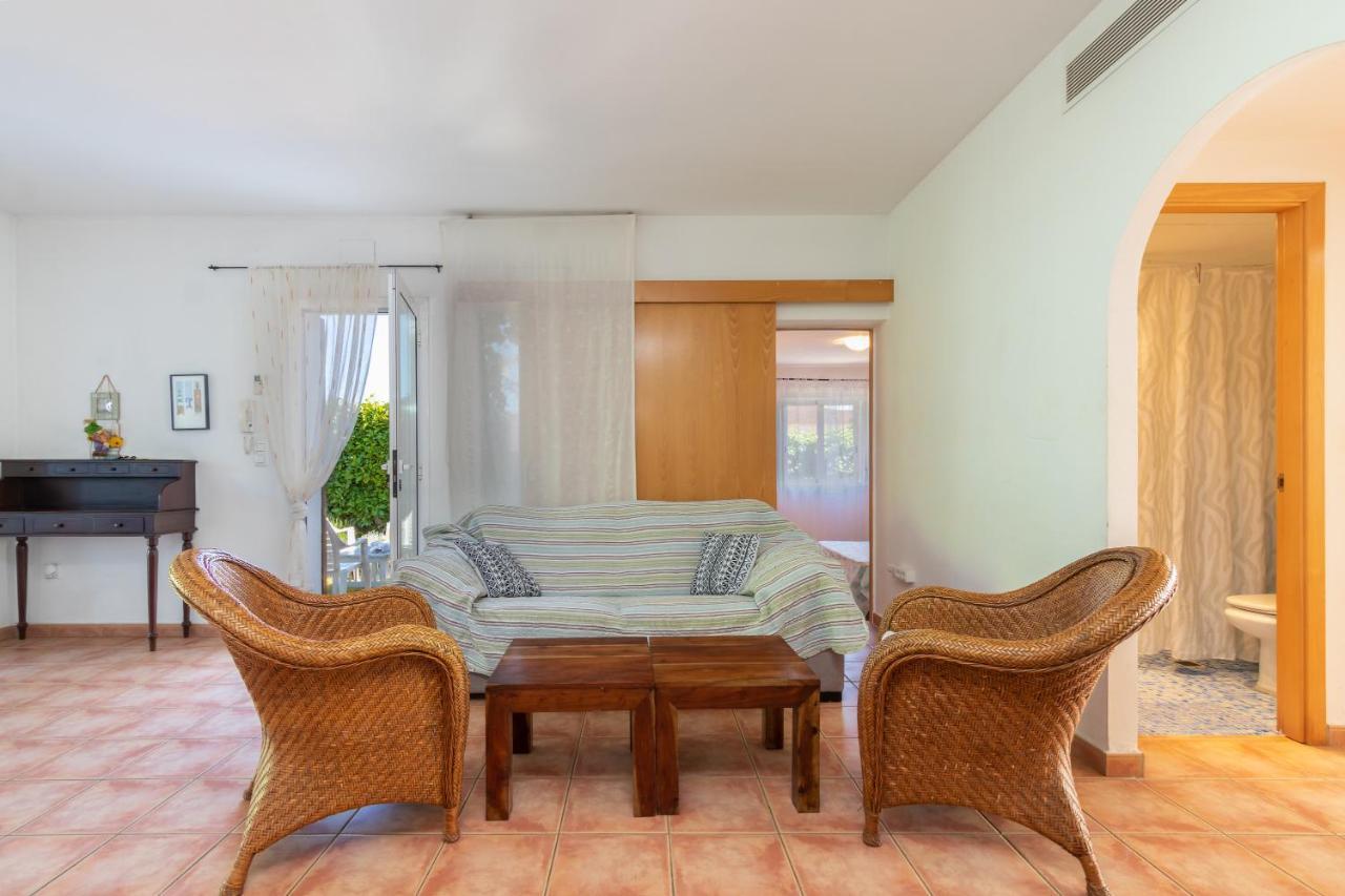 Villa Verde Piscina Pirvada Y Wifi L' Escala Zewnętrze zdjęcie
