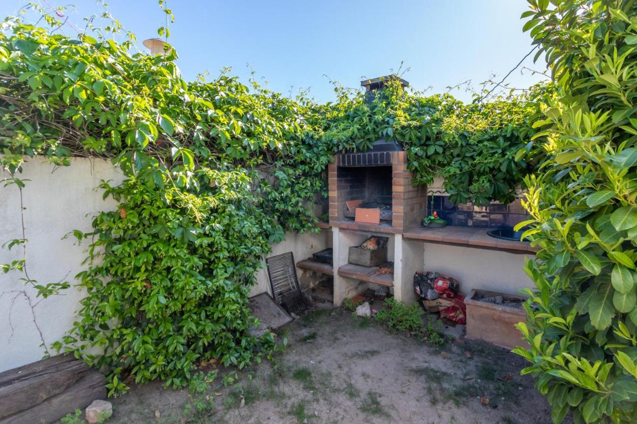 Villa Verde Piscina Pirvada Y Wifi L' Escala Zewnętrze zdjęcie